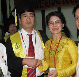 ������Ժ����ӡ����������ѧר�Һ�Ӱ